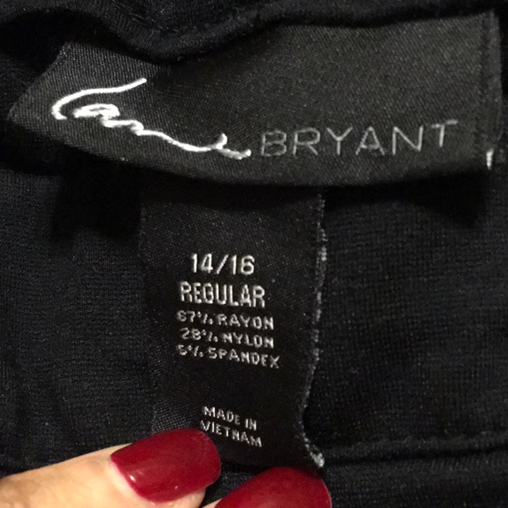 COPY - Lane Bryant,Ankle straight ponte knit pants. Size 14/16 BLACK